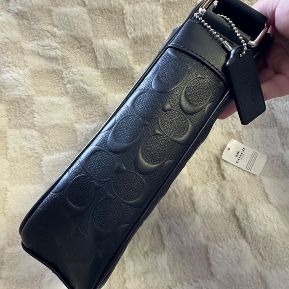 NWT! RARE! COACH F11741 CHARLES FLIGHT BAG IN SIGNATURE CROSSGRAIN LEATHER BLACK - Picture 4 of 10